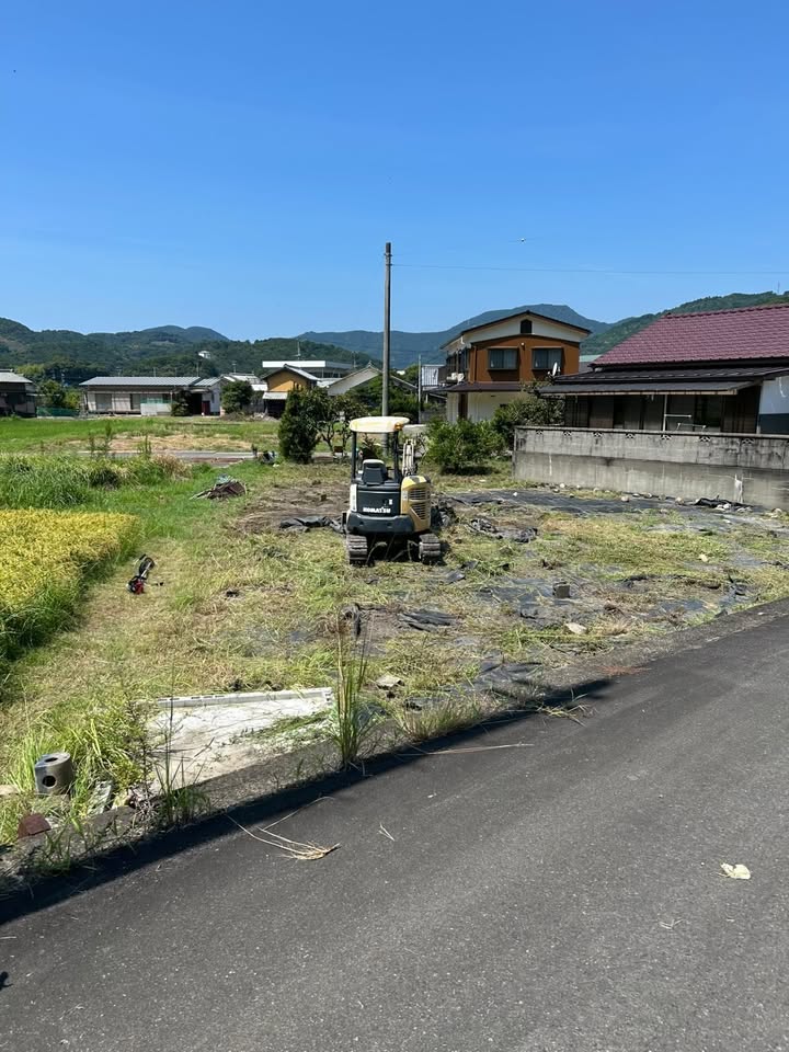 重機による伐採・掘削作業